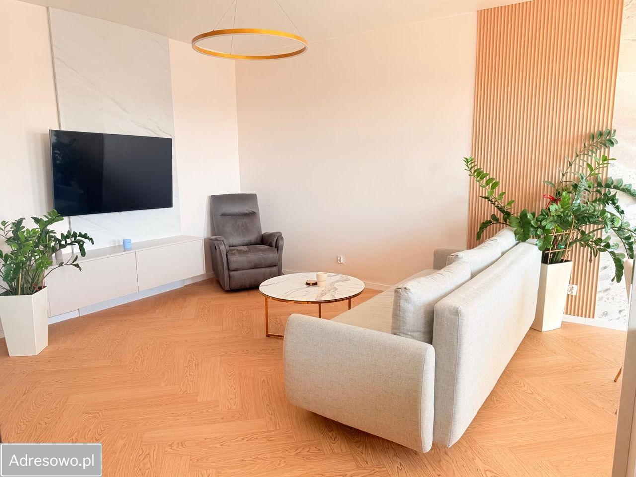 Mieszkanie 3-pokojowe Tomaszów Mazowiecki, ul. Rolna. Zdjęcie 1