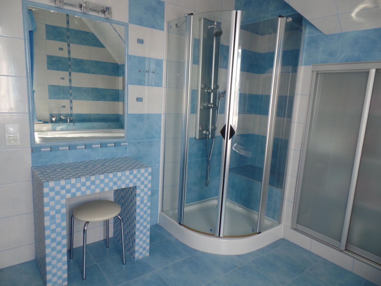 dom wolnostojący, 7 pokoi Łódź Bałuty, ul. Dworzaczka. Zdjęcie 12