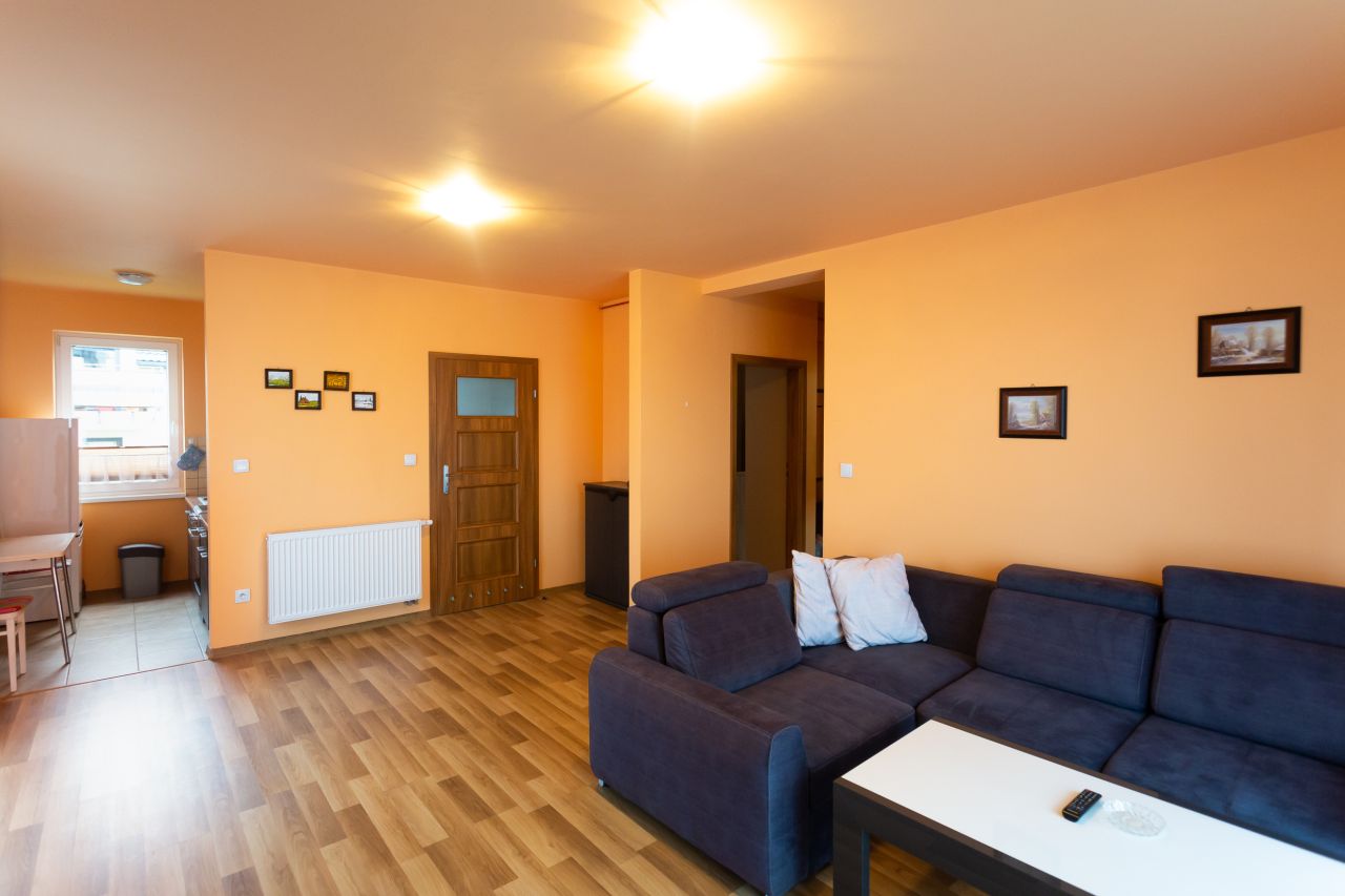 Mieszkanie 3-pokojowe Cieszyn, ul. Hażlaska. Zdjęcie 3