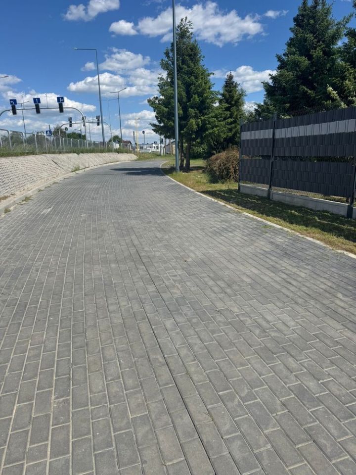 Działka inwestycyjna Lublin Ponikwoda, ul. bł. ks. Ignacego Kłopotowskiego. Zdjęcie 4