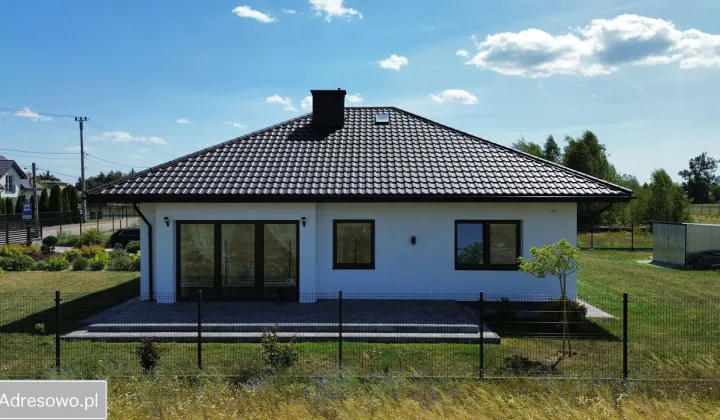 dom wolnostojący, 4 pokoje Łosia Wólka, ul. Południowa