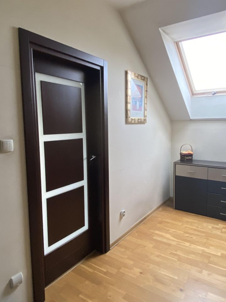 dom wolnostojący, 5 pokoi Katowice Kostuchna, Szarych szeregów. Zdjęcie 24