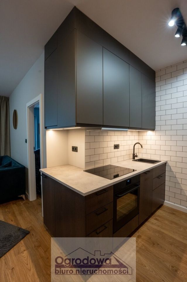 Mieszkanie 2-pokojowe Warszawa Mokotów, al. Wilanowska. Zdjęcie 2