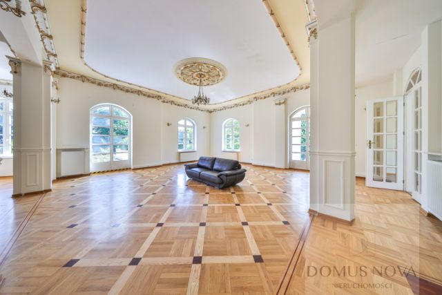 dom wolnostojący, 11 pokoi Warszawa Wilanów, ul. Syta. Zdjęcie 10