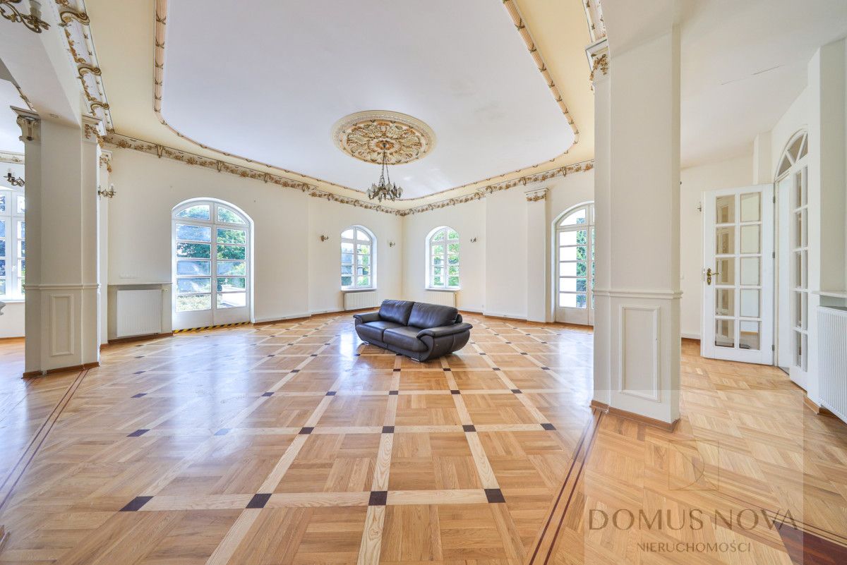 dom wolnostojący, 11 pokoi Warszawa Wilanów, ul. Syta. Zdjęcie 10