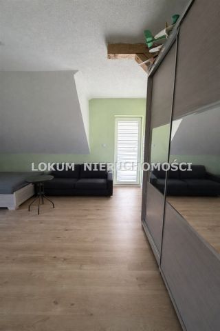 dom wolnostojący, 5 pokoi Pniówek, ul. Krucza. Zdjęcie 17