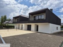 bliźniak, 4 pokoje Gliwice Żerniki, ul. Leśna