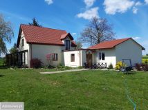 dom wolnostojący, 4 pokoje Trzebień