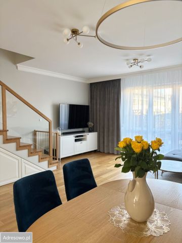 dom szeregowy, 4 pokoje Kobyłka Maciołki, ul. Podleśna. Zdjęcie 1