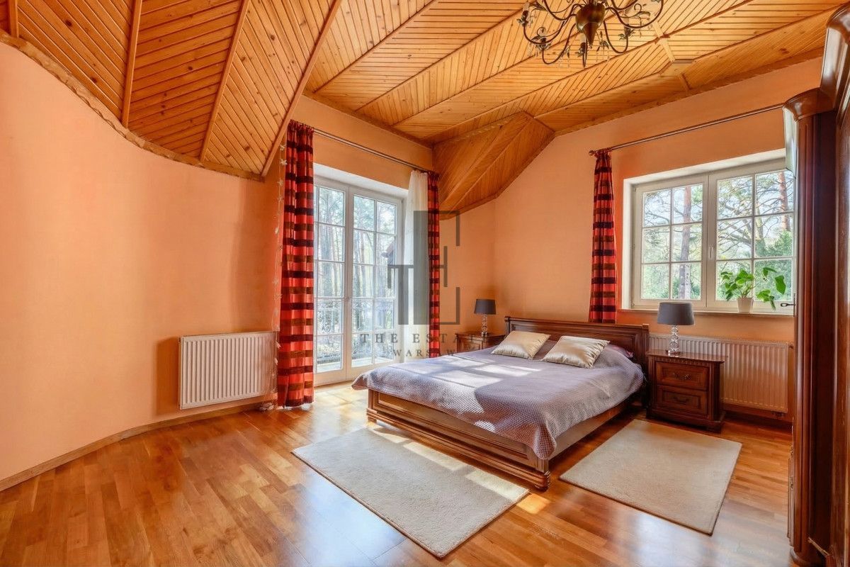 dom wolnostojący, 9 pokoi Podkowa Leśna. Zdjęcie 3