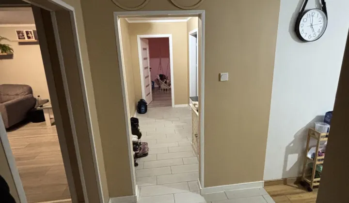 Mieszkanie 4-pokojowe Czerwonka