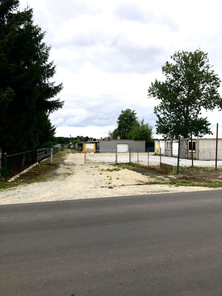 Hala/magazyn Chomiąża, ul. Średzka