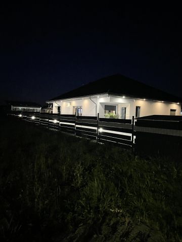 dom wolnostojący, 4 pokoje Wilków, ul. Łysogórska. Zdjęcie 1