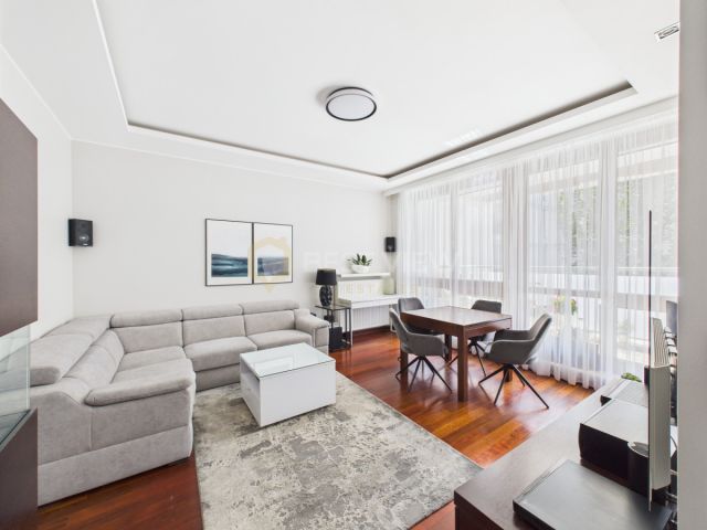 Mieszkanie 3-pokojowe Warszawa Wilanów, ul. Sarmacka. Zdjęcie 4