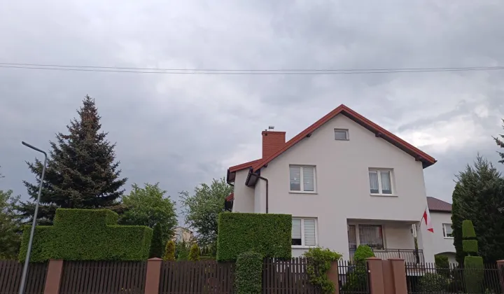 dom wolnostojący, 6 pokoi Mława Centrum, ul. Poświętna