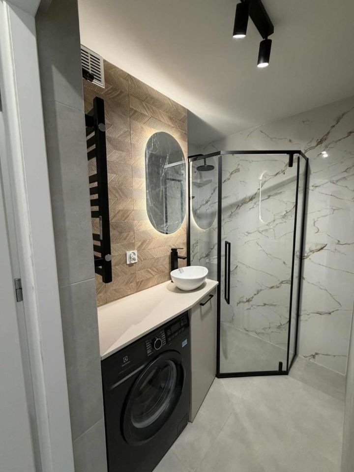 Mieszkanie 3-pokojowe Bytom, ul. Jana Kochanowskiego. Zdjęcie 3