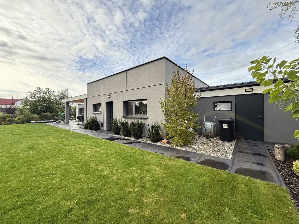 dom wolnostojący, 4 pokoje Dąbcze. Zdjęcie 5