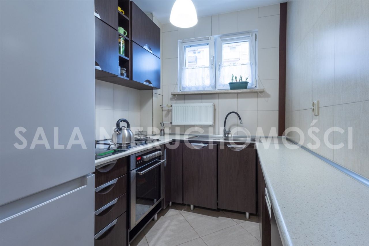 Mieszkanie 3-pokojowe Bydgoszcz Błonie, ul. Konstantego Ildefonsa Gałczyńskiego. Zdjęcie 1