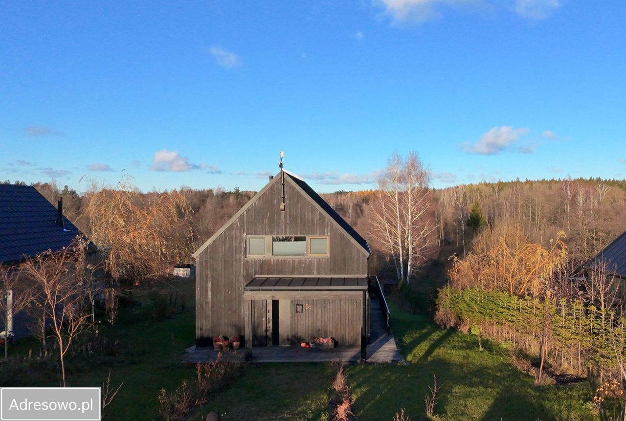 dom wolnostojący, 4 pokoje Polimonie