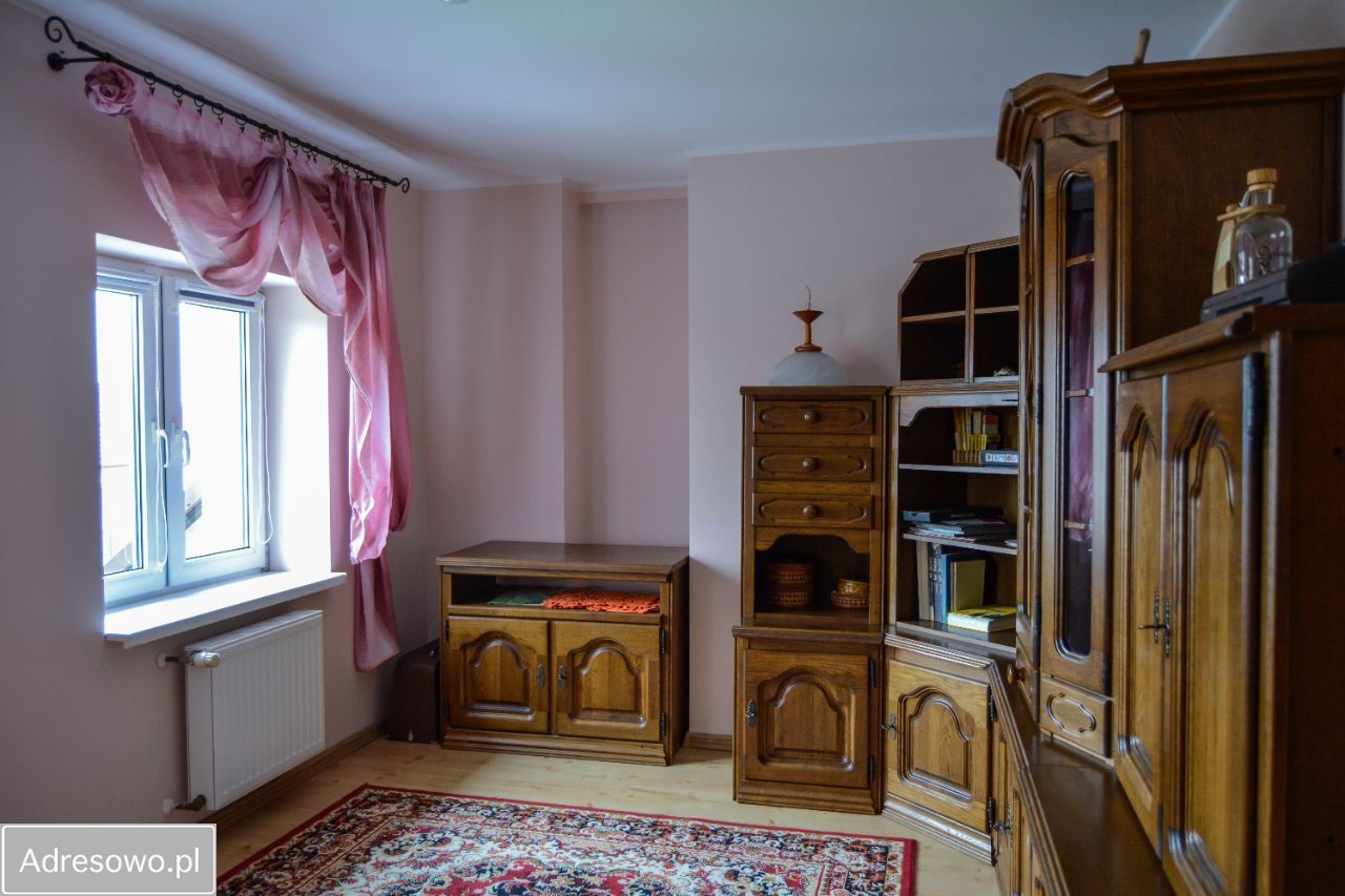 dom szeregowy, 6 pokoi Wałcz, os. Piastowskie. Zdjęcie 9