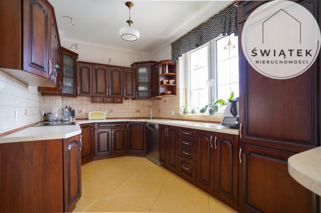 dom wolnostojący, 8 pokoi Czarne Błoto. Zdjęcie 14