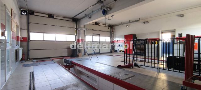 Hala/magazyn Sanok, ul. gen. Leopolda Okulickiego. Zdjęcie 4