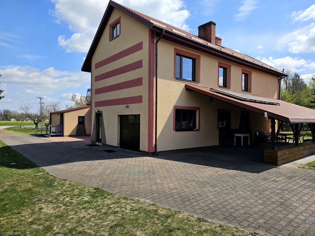 dom wolnostojący, 7 pokoi Rossosz. Zdjęcie 1