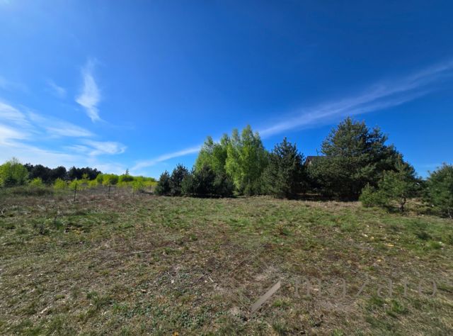 Działka budowlana Stronno. Zdjęcie 2