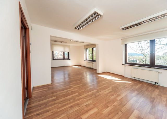 dom wolnostojący, 6 pokoi Bielsko-Biała, ul. Konstantego Damrota. Zdjęcie 27