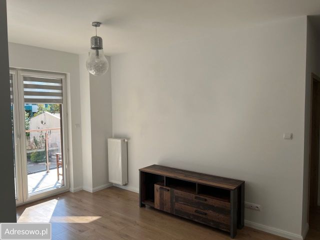 Mieszkanie 2-pokojowe Warszawa Praga-Południe, ul. Nizinna. Zdjęcie 1