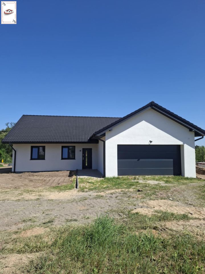 dom wolnostojący, 4 pokoje Kępa. Zdjęcie 1