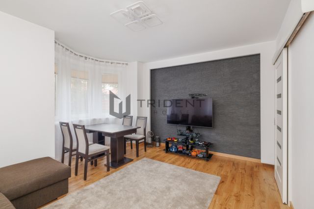 Mieszkanie 3-pokojowe Julianów, ul. Czajki. Zdjęcie 1