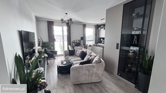 Mieszkanie 4-pokojowe Rumia, ul. Tysiąclecia. Zdjęcie 1