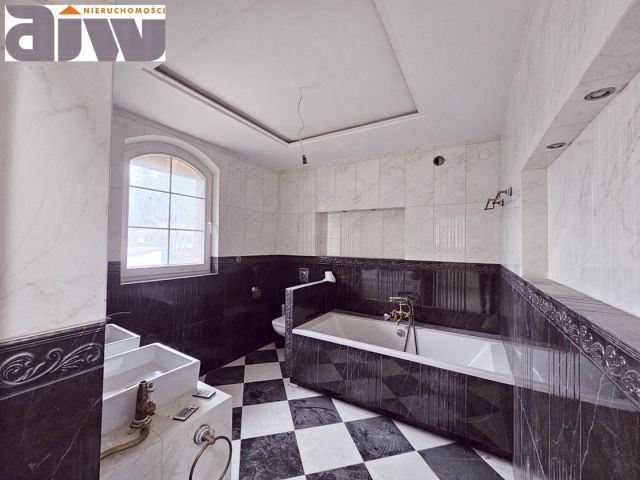 dom wolnostojący, 9 pokoi Hornówek. Zdjęcie 10