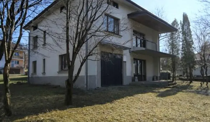 dom, 5 pokoi Iwonicz