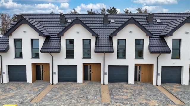 dom szeregowy, 4 pokoje Szczecinek, ul. Wczasowa. Zdjęcie 2