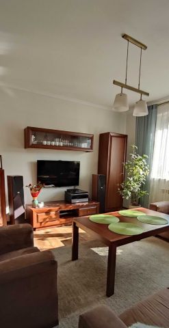 budynek wielorodzinny, 3 pokoje Katowice, ul. Długa. Zdjęcie 1