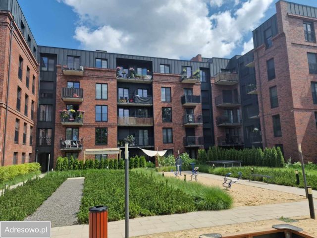 Mieszkanie 4-pokojowe Poznań Zieliniec, ul. Sarnia. Zdjęcie 1