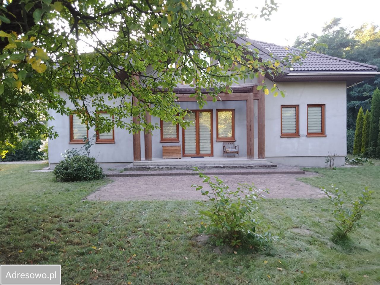 dom wolnostojący, 7 pokoi Tomaszów Mazowiecki, ul. Główna