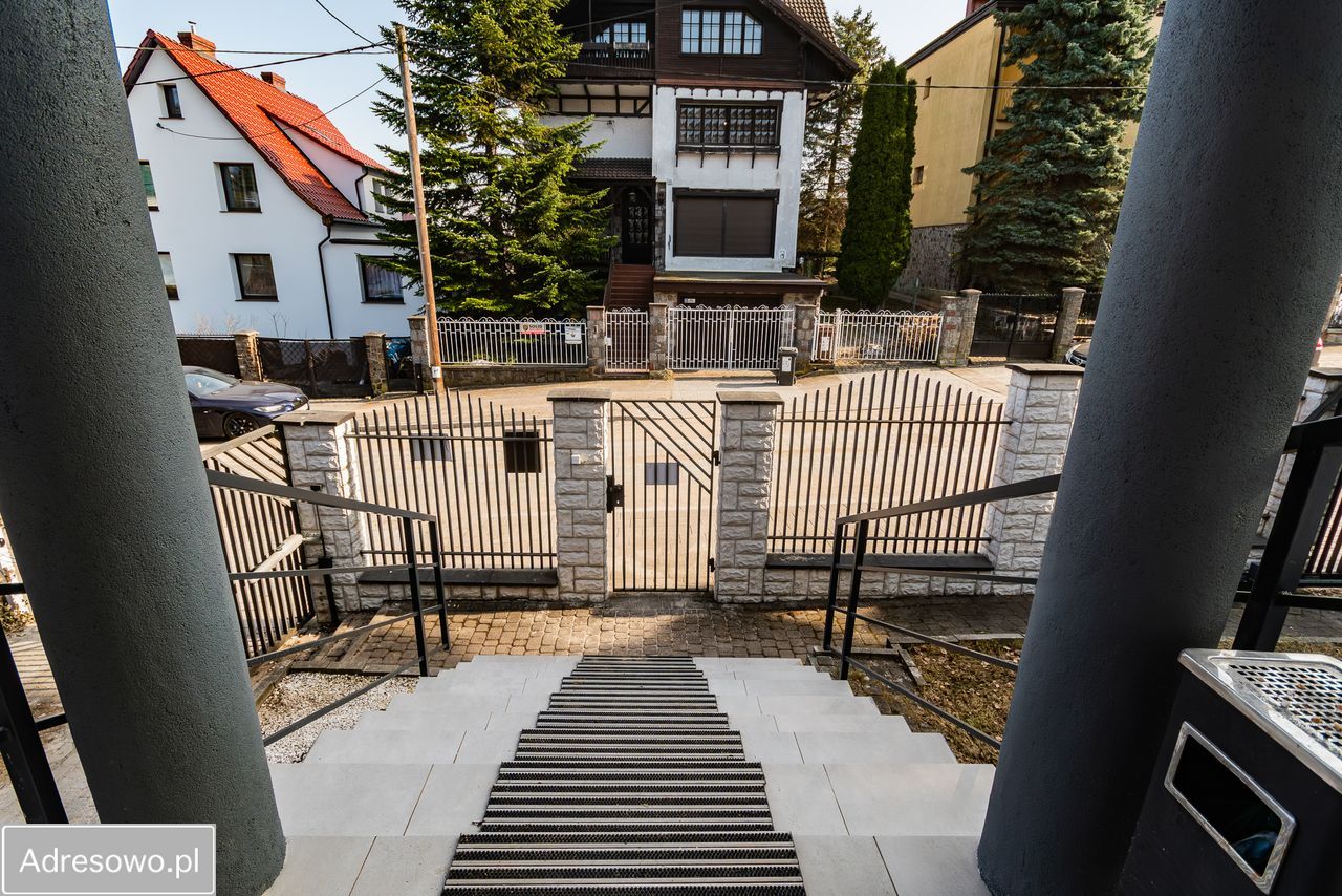 dom wolnostojący, 10 pokoi Gdańsk Strzyża, ul. Kmieca. Zdjęcie 20