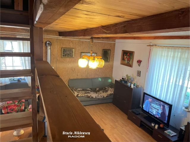 dom wolnostojący, 3 pokoje Chotcza Górna. Zdjęcie 12