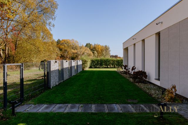 dom wolnostojący, 5 pokoi Wiązowna. Zdjęcie 14