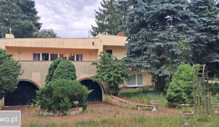 dom wolnostojący, 6 pokoi Radzewice, ul. Długa