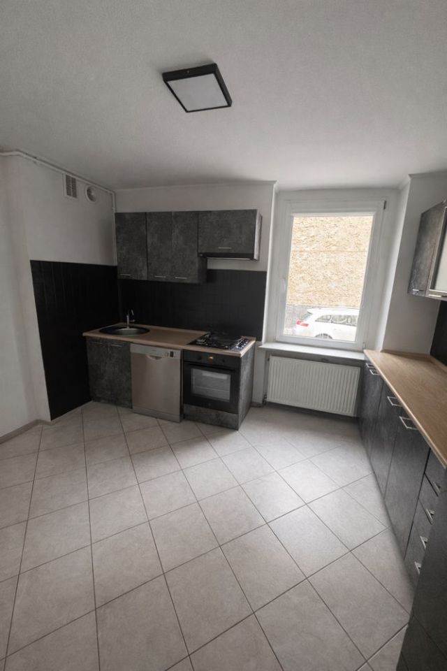 Mieszkanie 3-pokojowe Głogówek. Zdjęcie 5