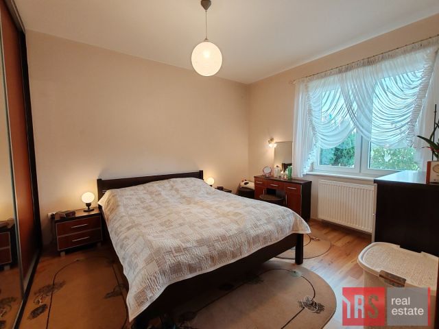 dom wolnostojący, 5 pokoi Piętno. Zdjęcie 10