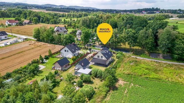 dom wolnostojący, 4 pokoje Bęczyn. Zdjęcie 5