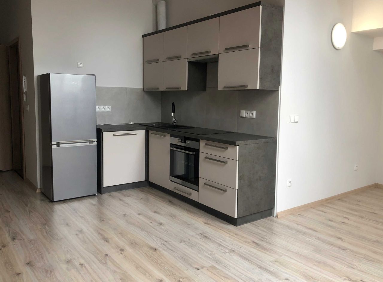 Mieszkanie 1-pokojowe Pszczyna, ul. Karola Szymanowskiego. Zdjęcie 3