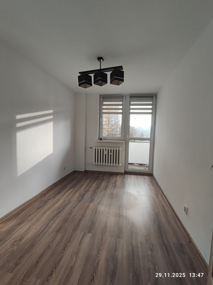 Mieszkanie 3-pokojowe Chorzów Klimzowiec, ul. Różana. Zdjęcie 3