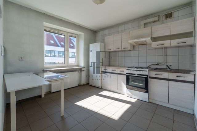 Mieszkanie 3-pokojowe Warszawa Wola, ul. Żelazna. Zdjęcie 4