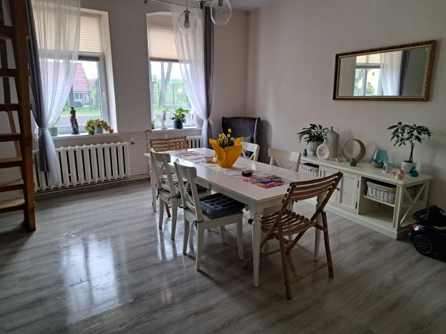 budynek wielorodzinny, 5 pokoi Gudowo. Zdjęcie 1